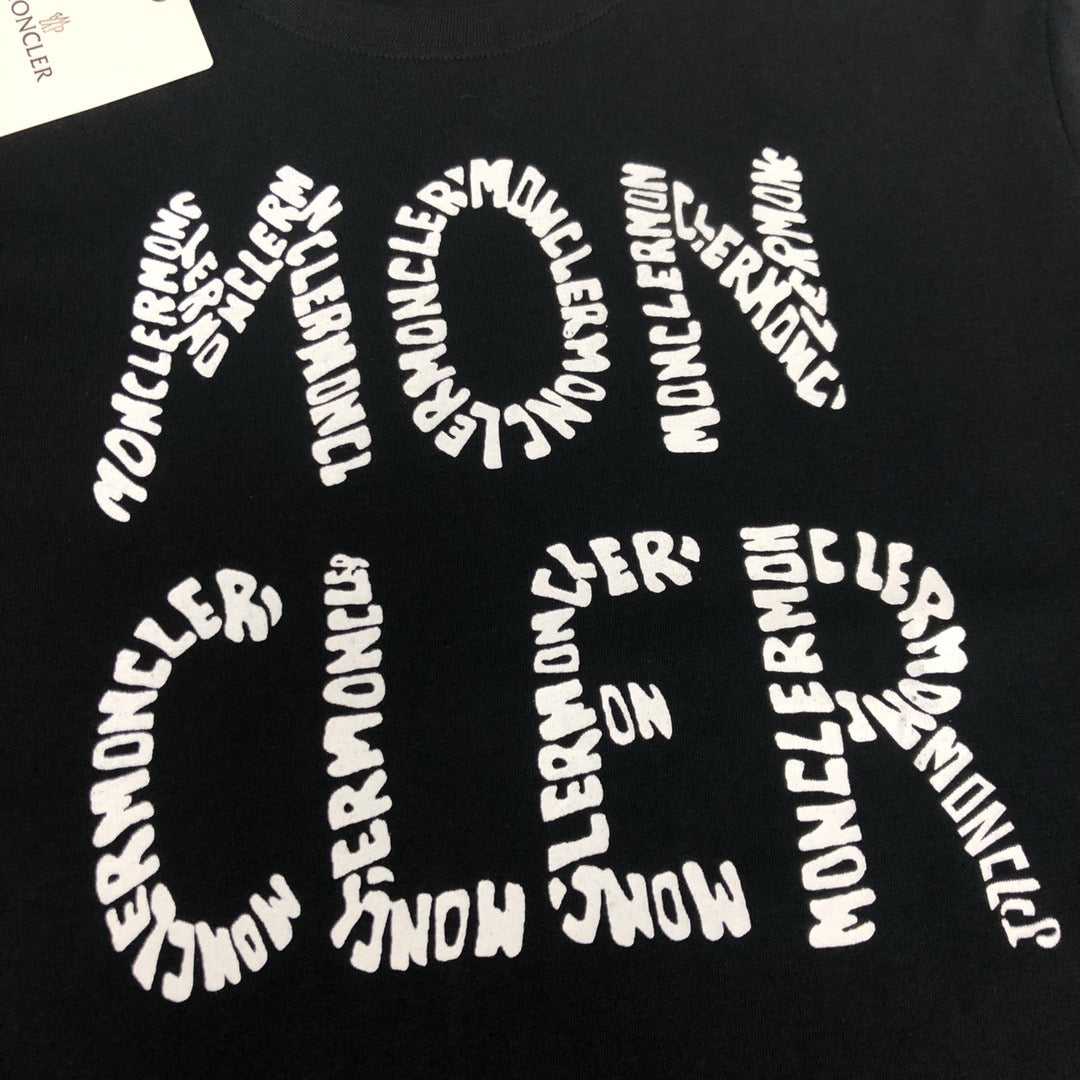 Moncler T-shirt