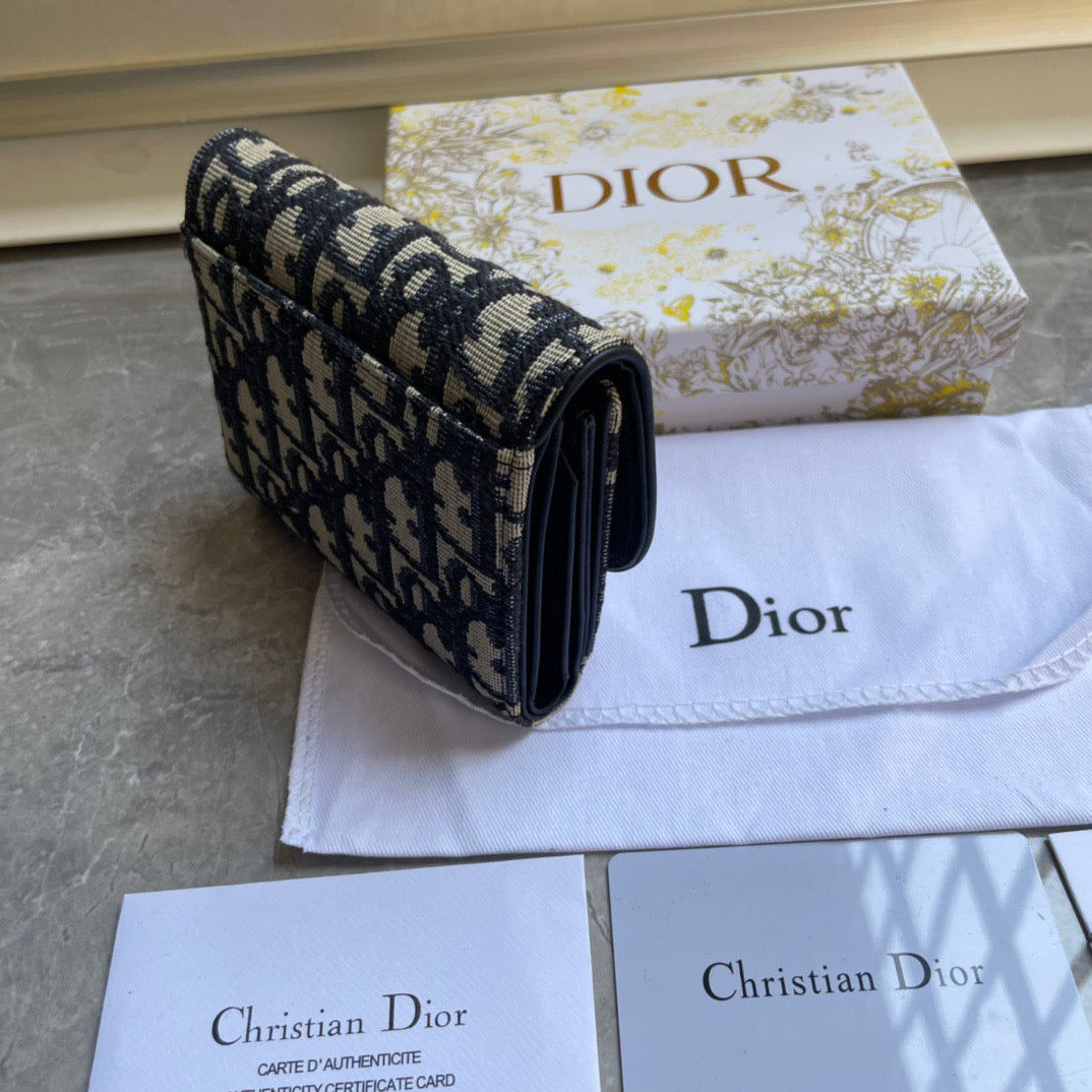 Dior Wallet