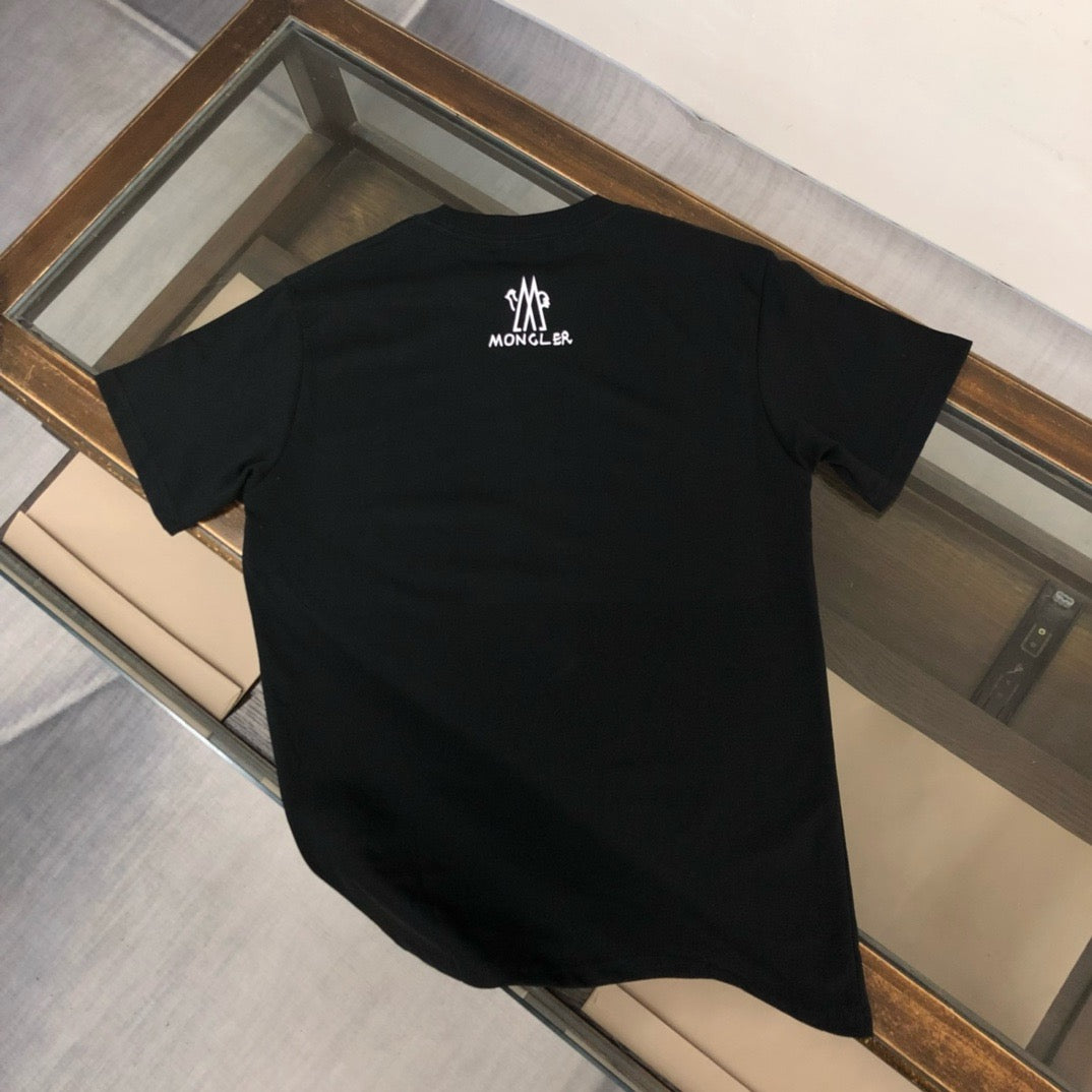 Moncler T-shirt