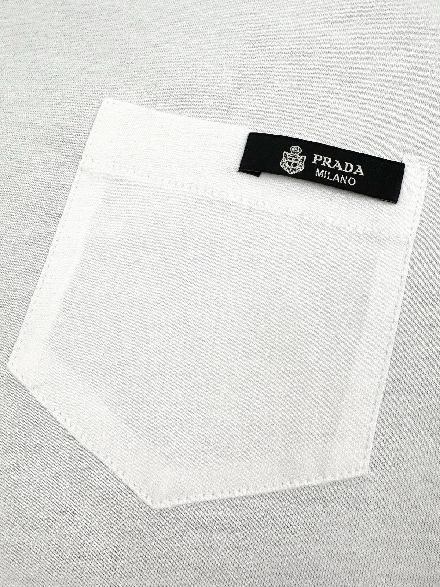 Prada T-Shirt
