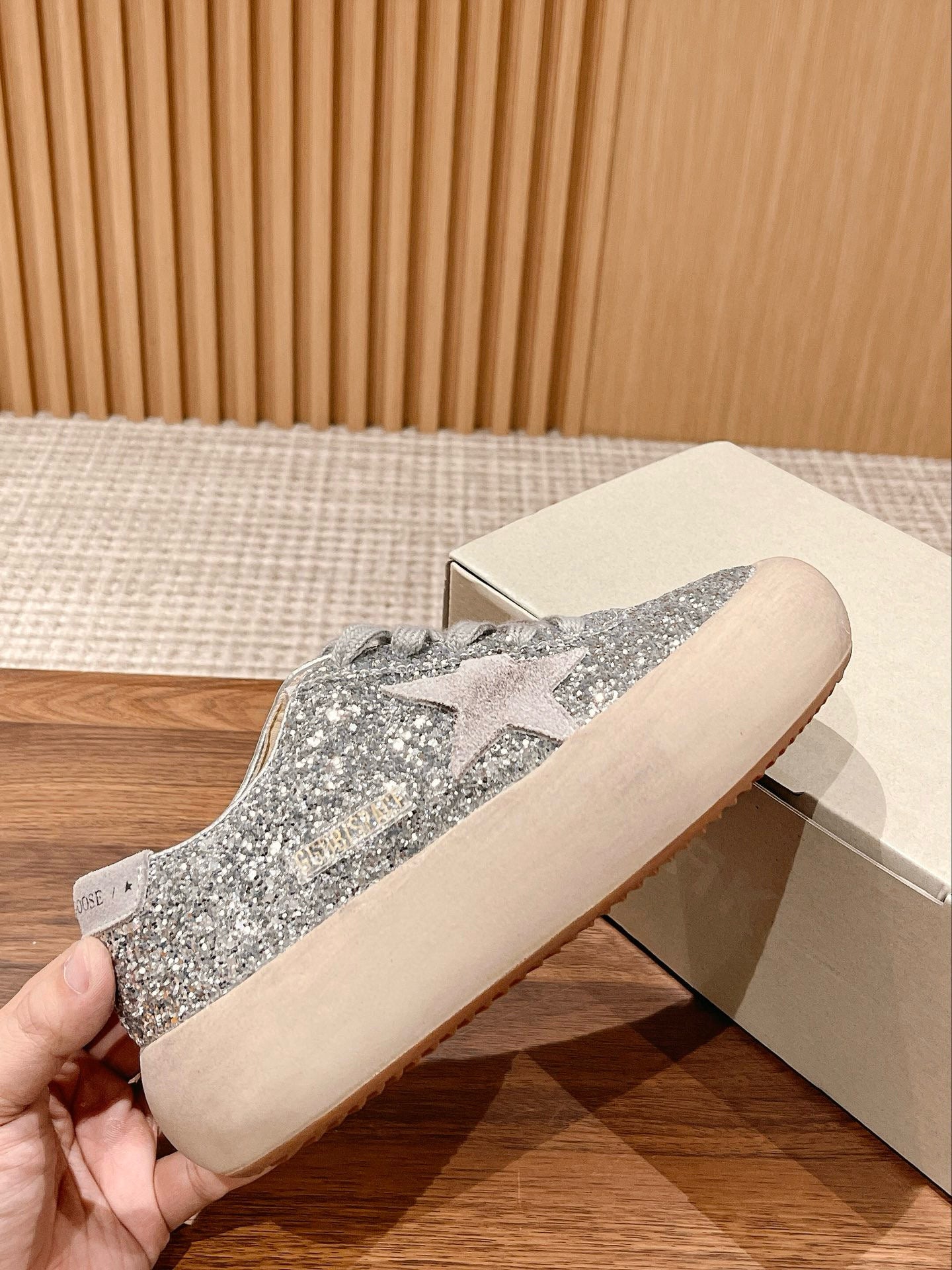 Golden Goose Sneaker