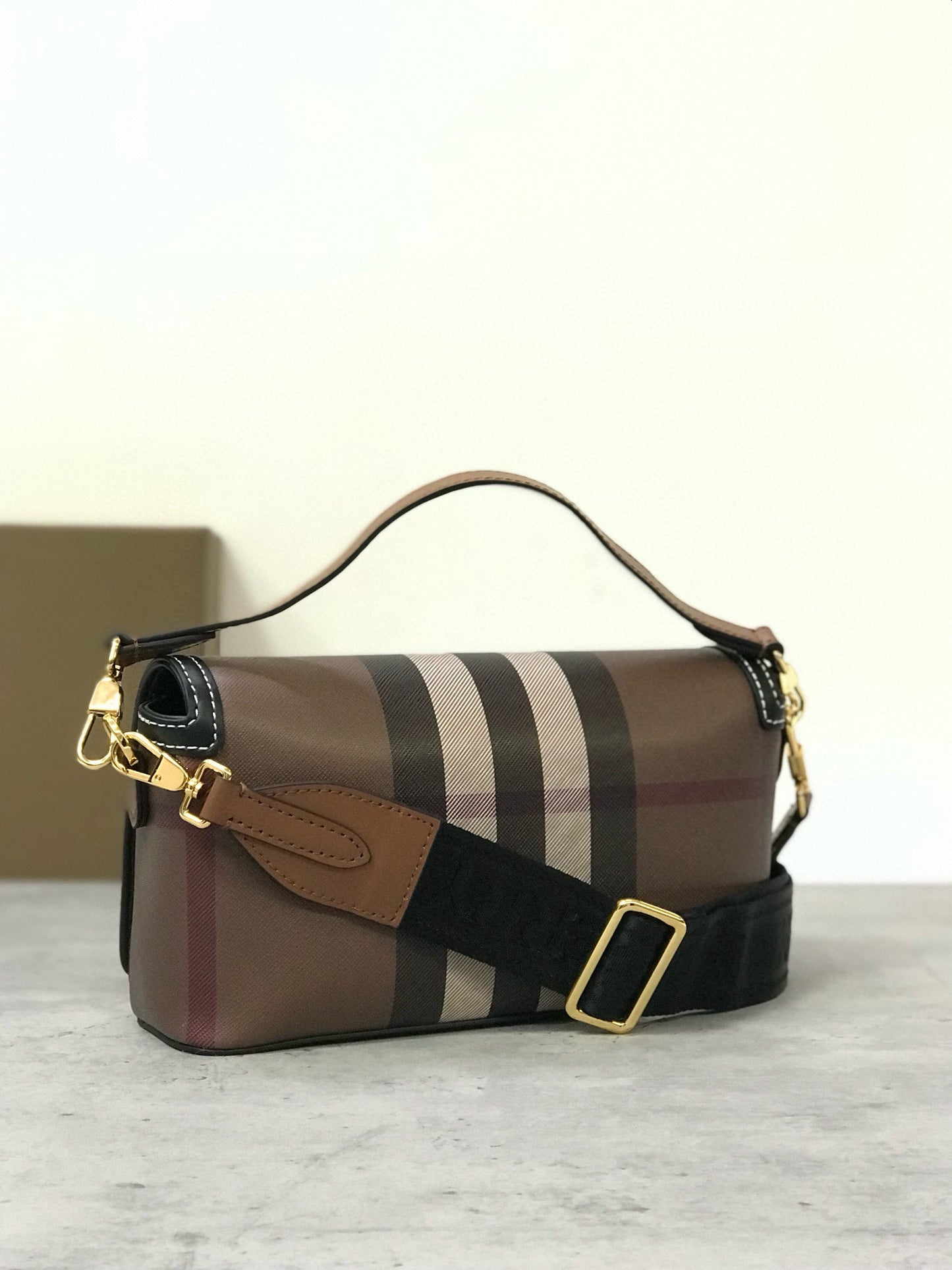 BBR Top Handle Note Bag