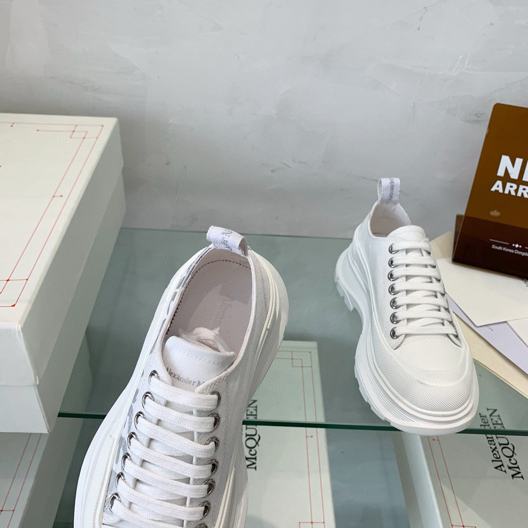 Alexander McQueen Sneakers