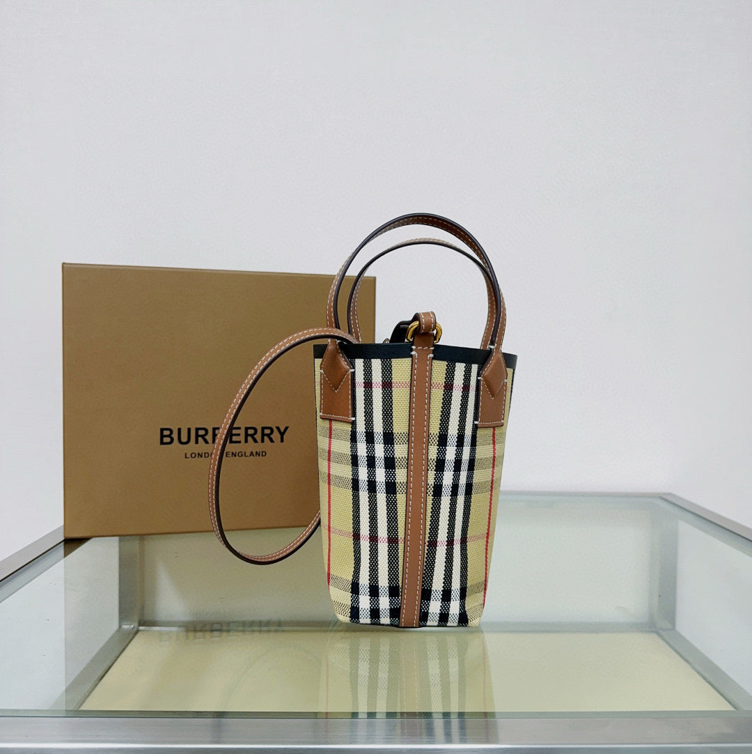 BBR Mini Bucket Bag