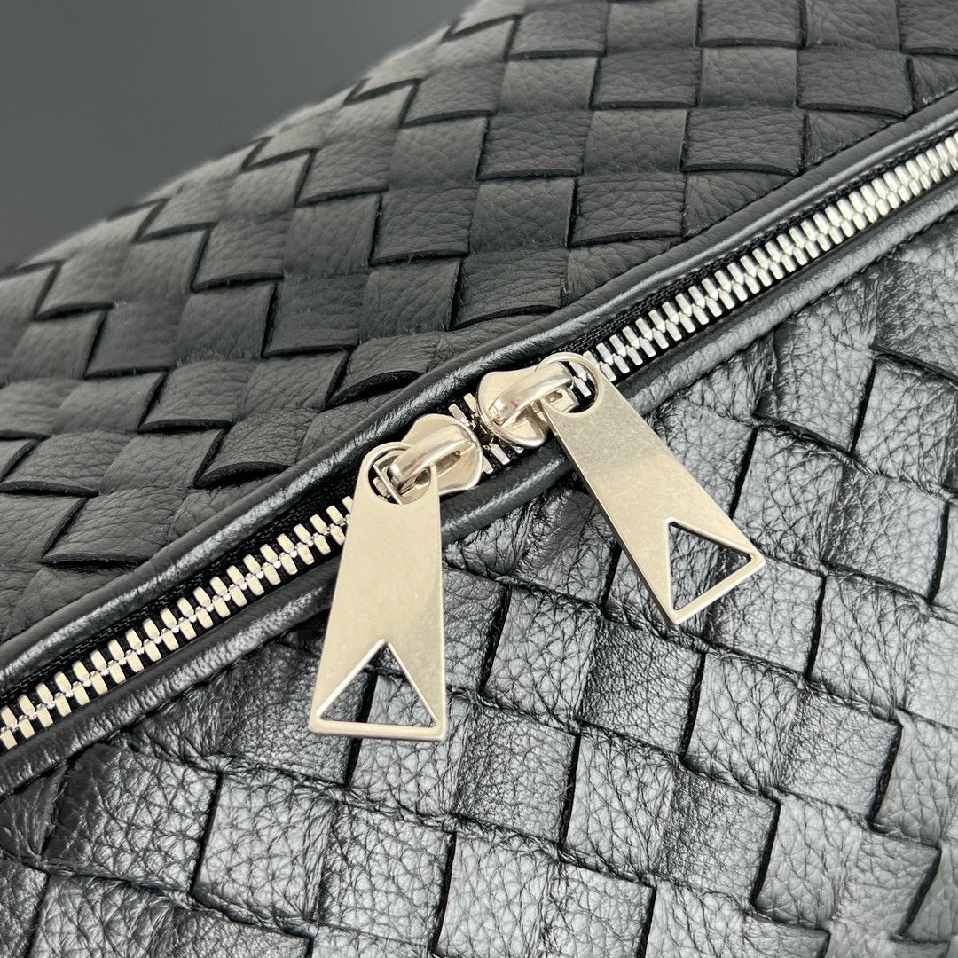 BV Hobo Bag 44x33x9CM