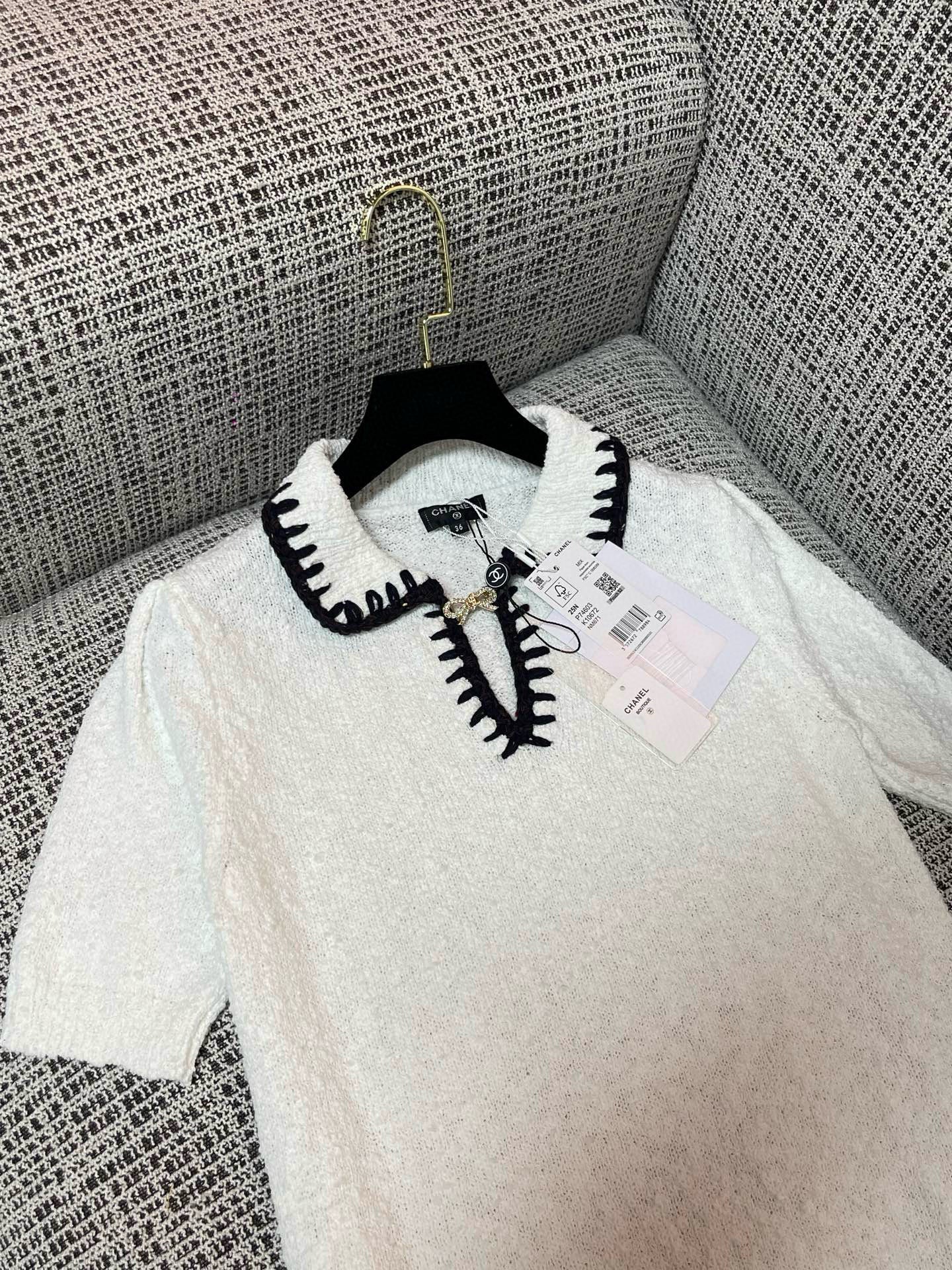 Chanel T-Shirt