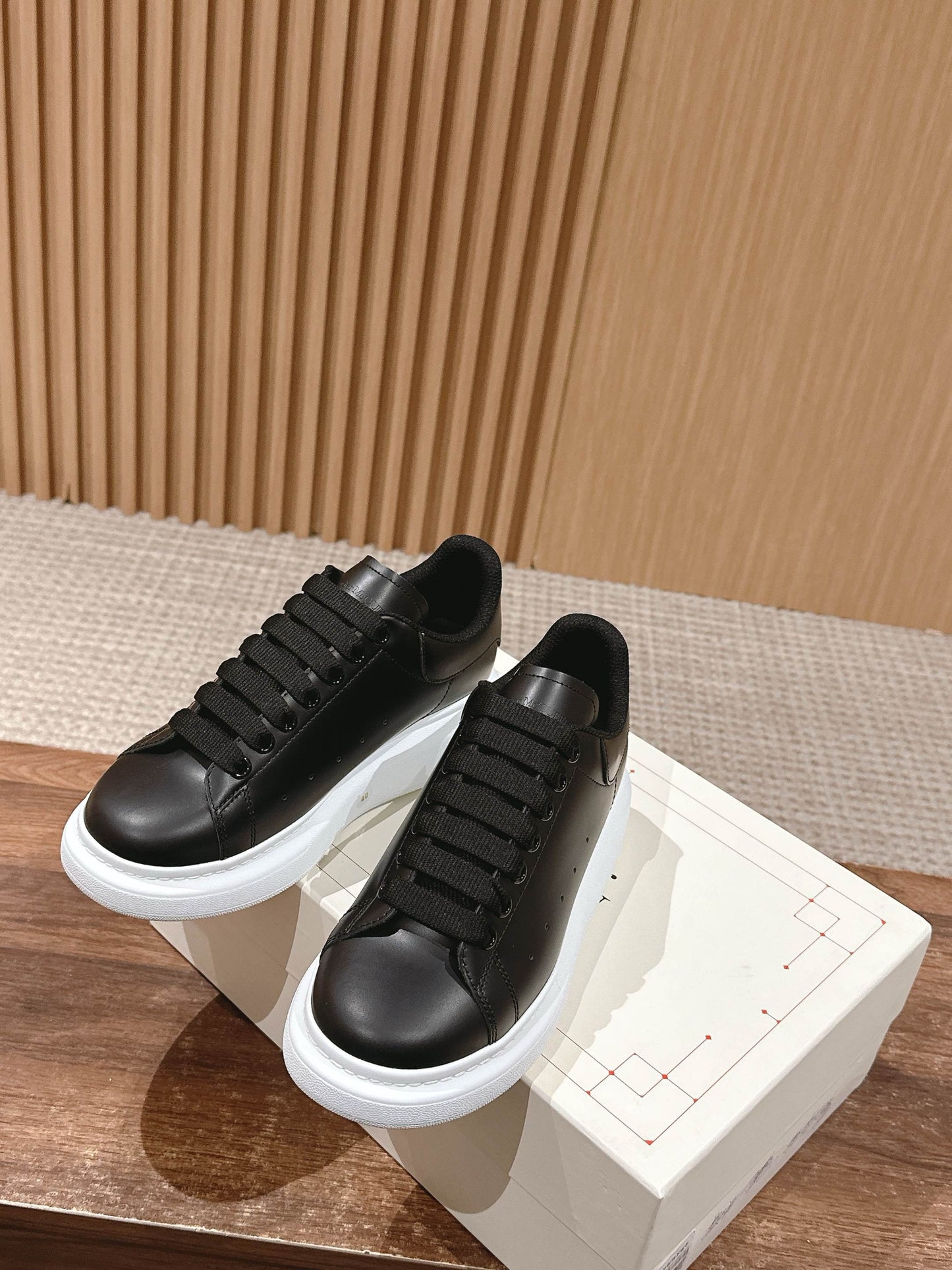 Alexander McQueen Sneakers