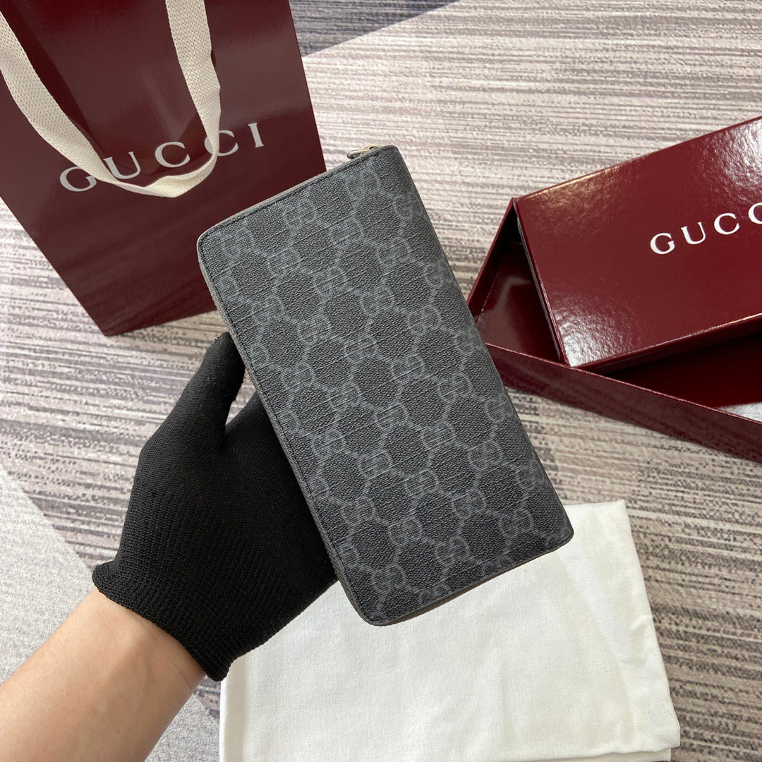 Gucci Long Zipped Wallet