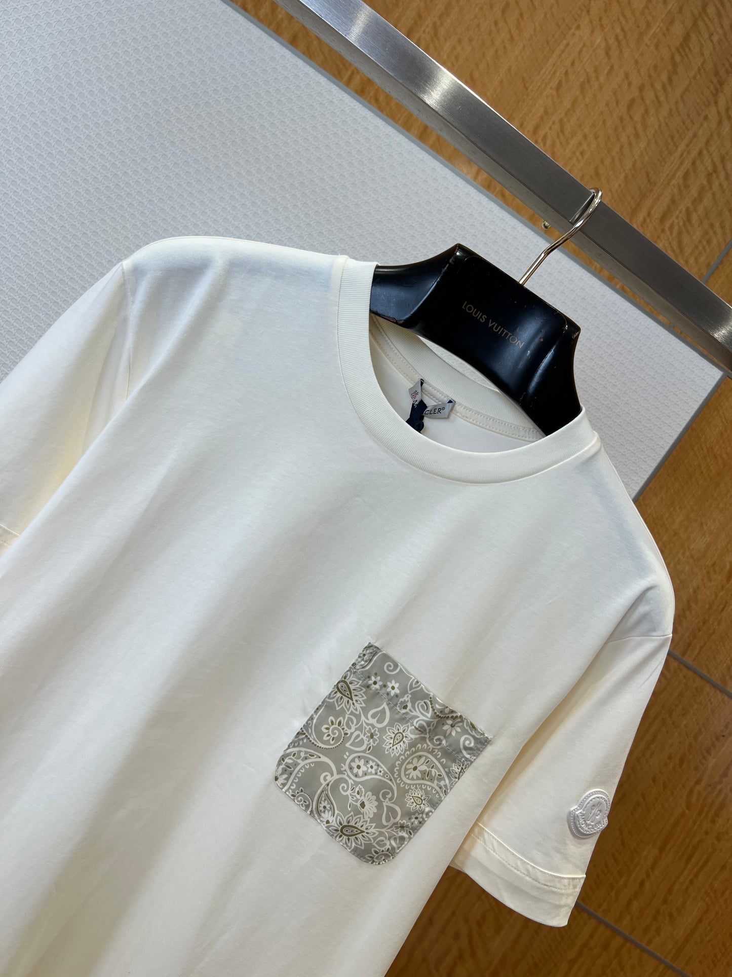 Moncler T-shirt