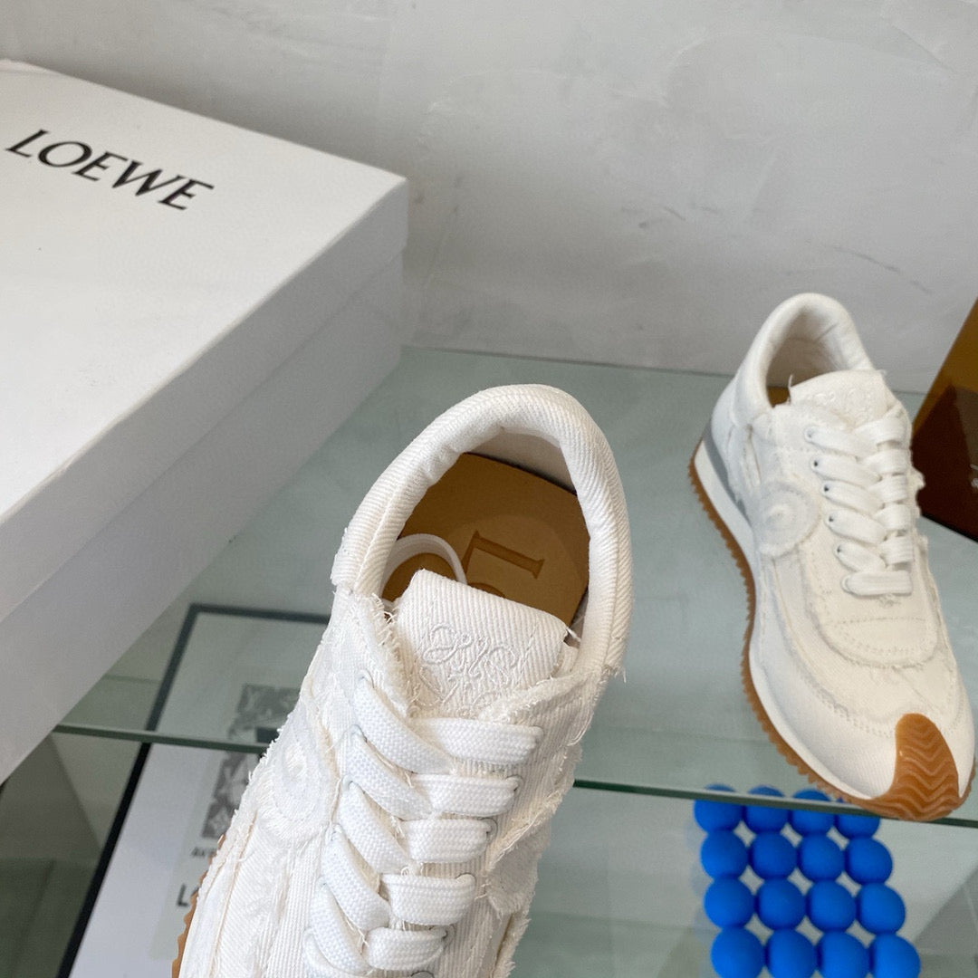 Loewe Sneakers