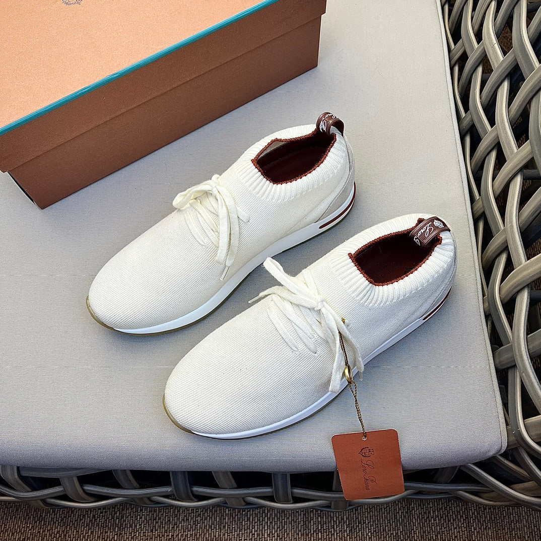 LP Sneakers