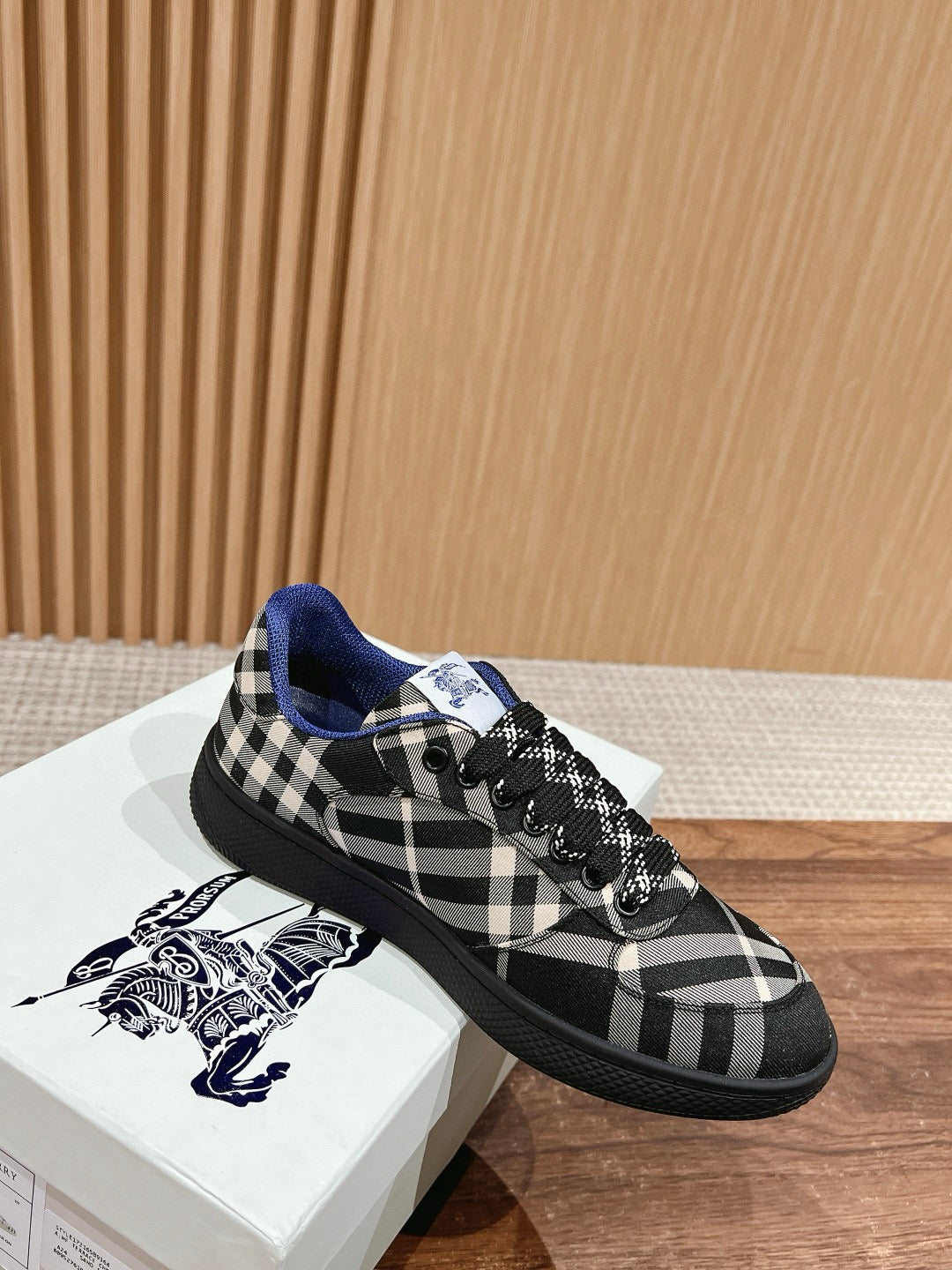 Burberry Sneakers