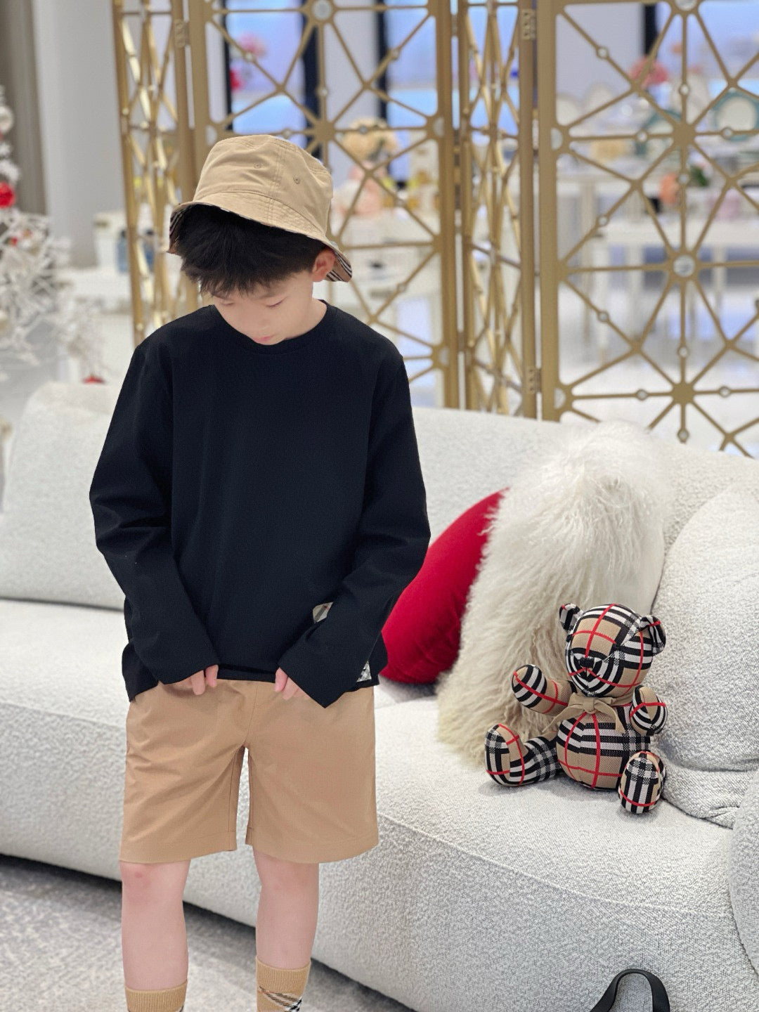 Burberry Sweater/Short Set