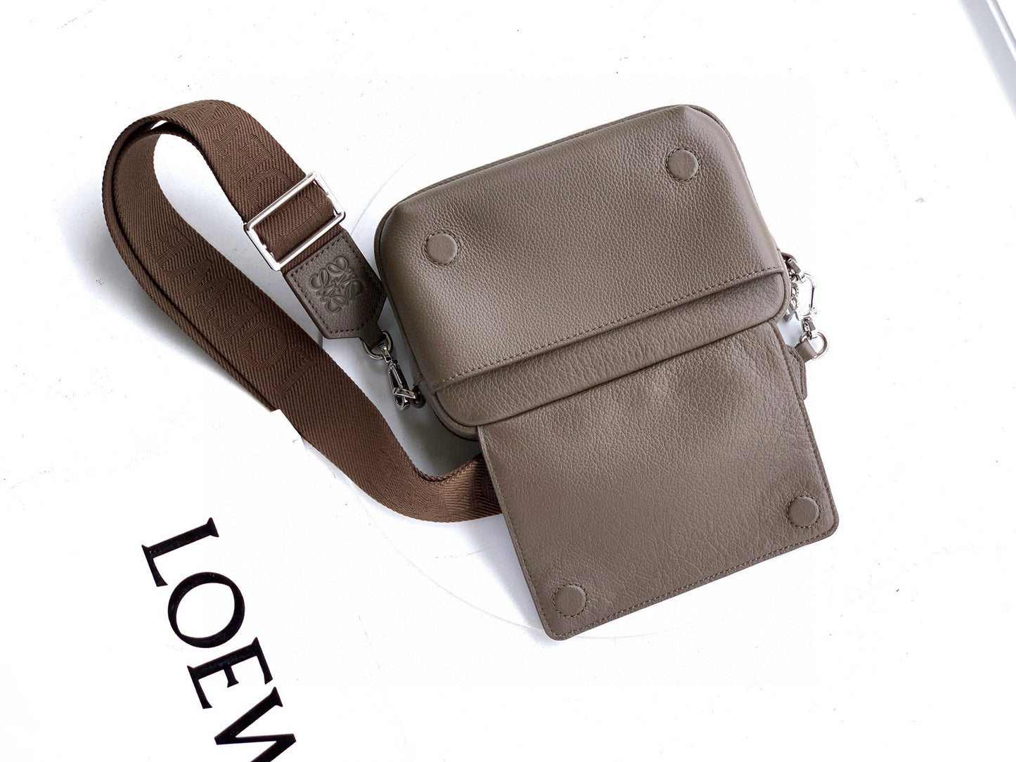 Loewe Messenger Bag 20x12.5x6CM