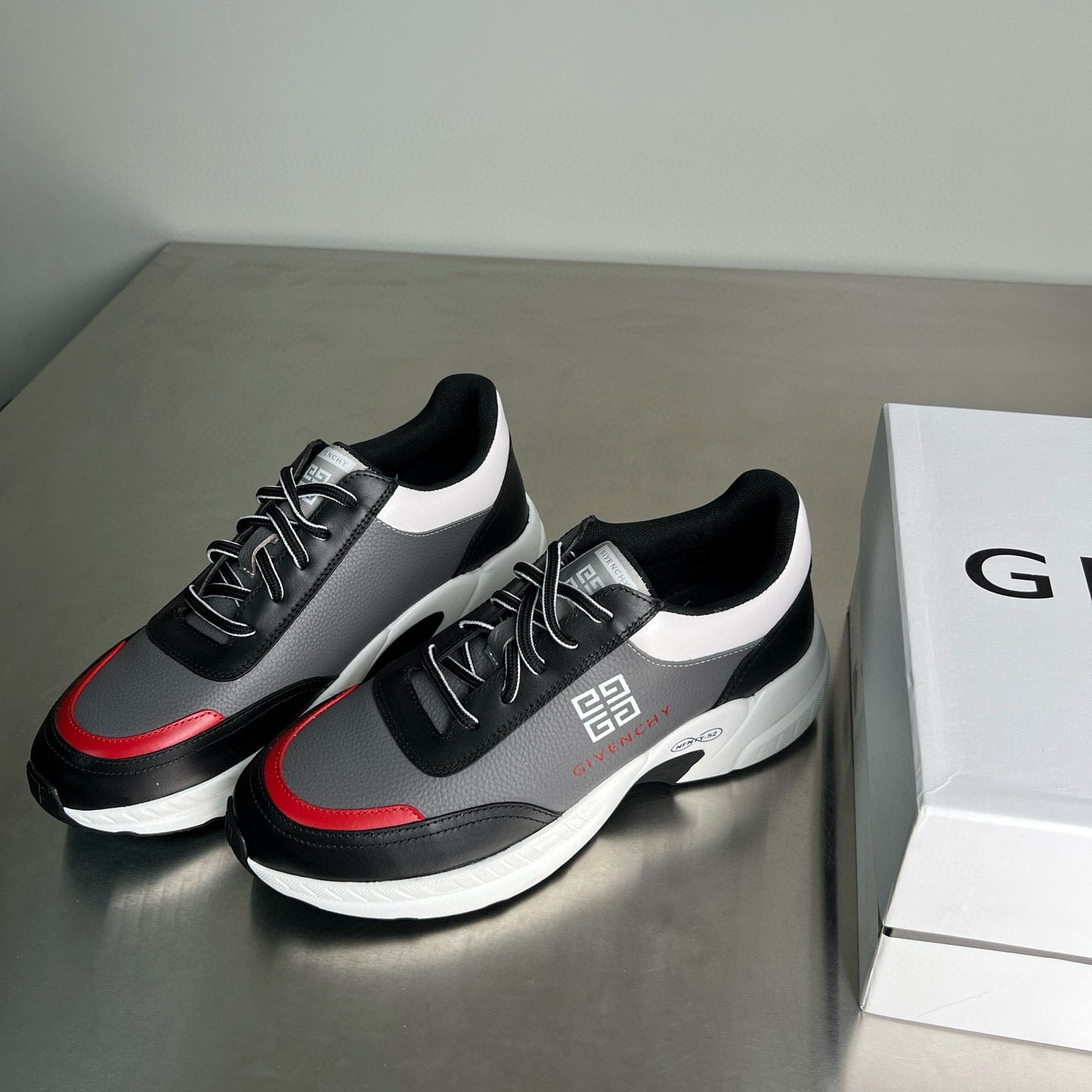 Givenchy Sneakers