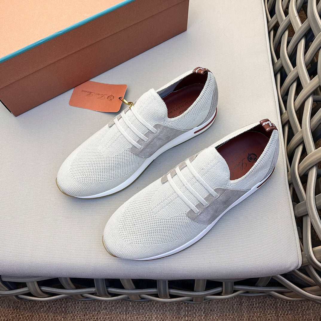 LP Sneakers