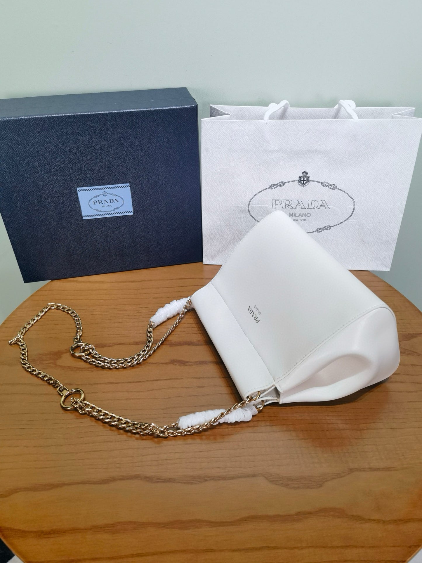 PD Enchaine Cross Body Bag