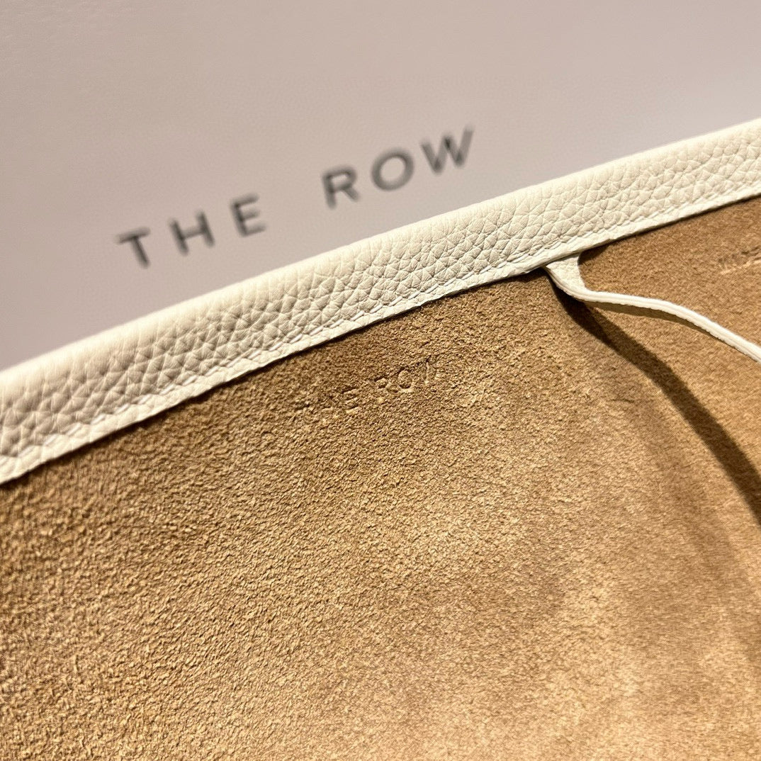 The Row Bucket Bag(30CM*28CM*15.5CM)