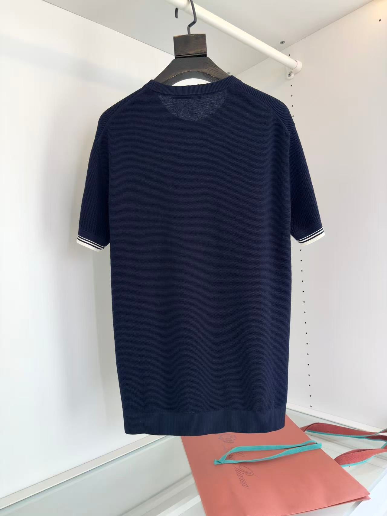 LP T-shirt