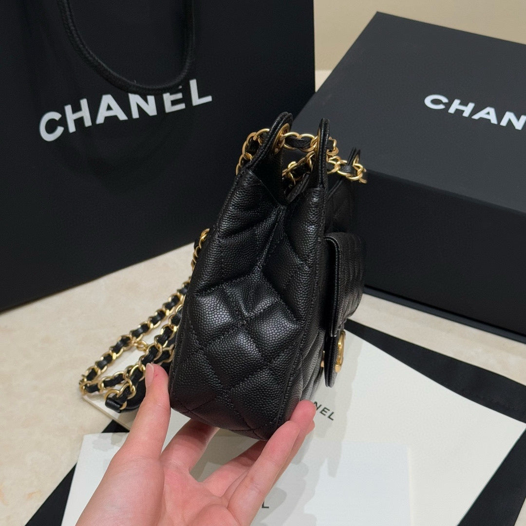 Chanel 24C Hobo (19x17x6cm)