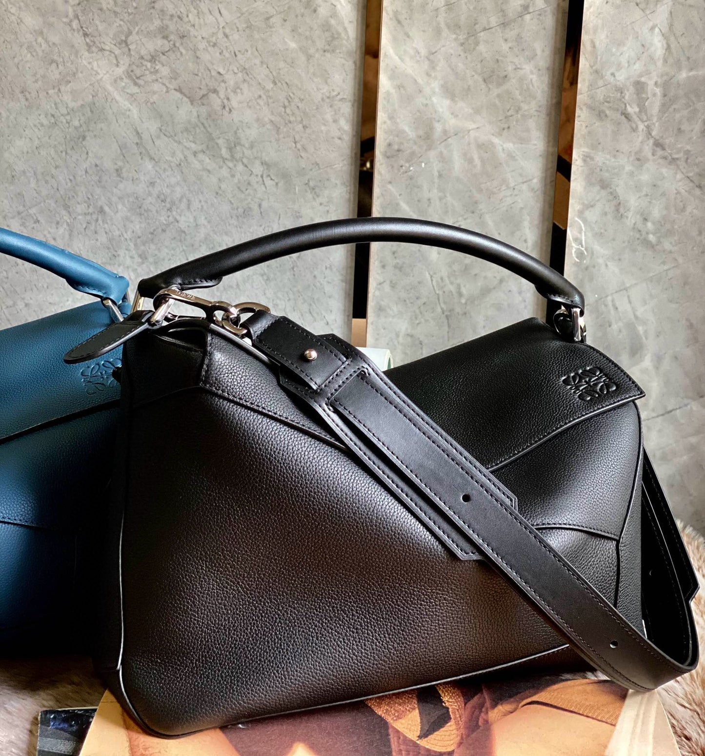 Loewe Puzzle Shoulder Bag(36.5x23x19cm)
