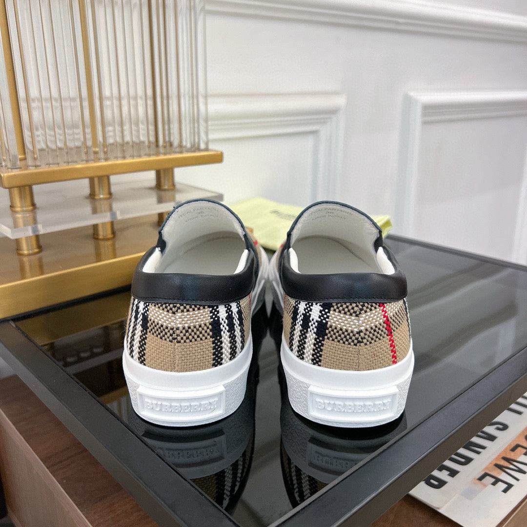 Burberry Sneakers