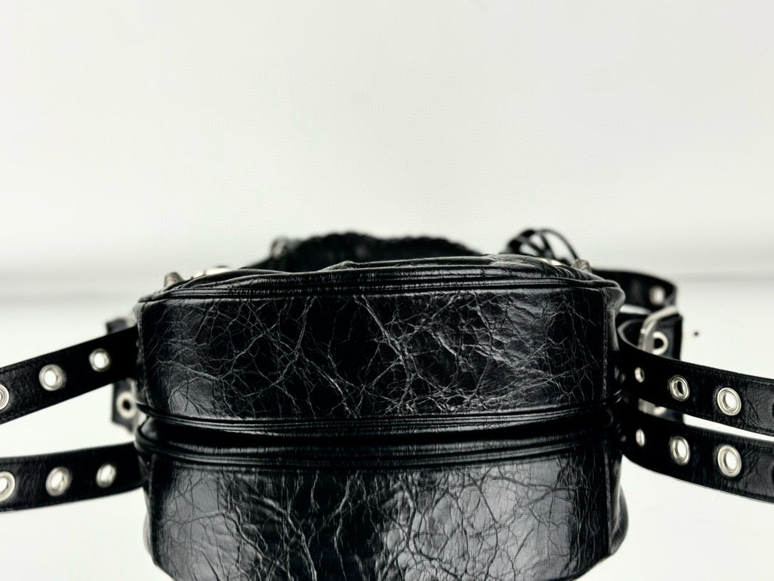 BLCG Le Cagole Moon Bag(26x16x10cm)