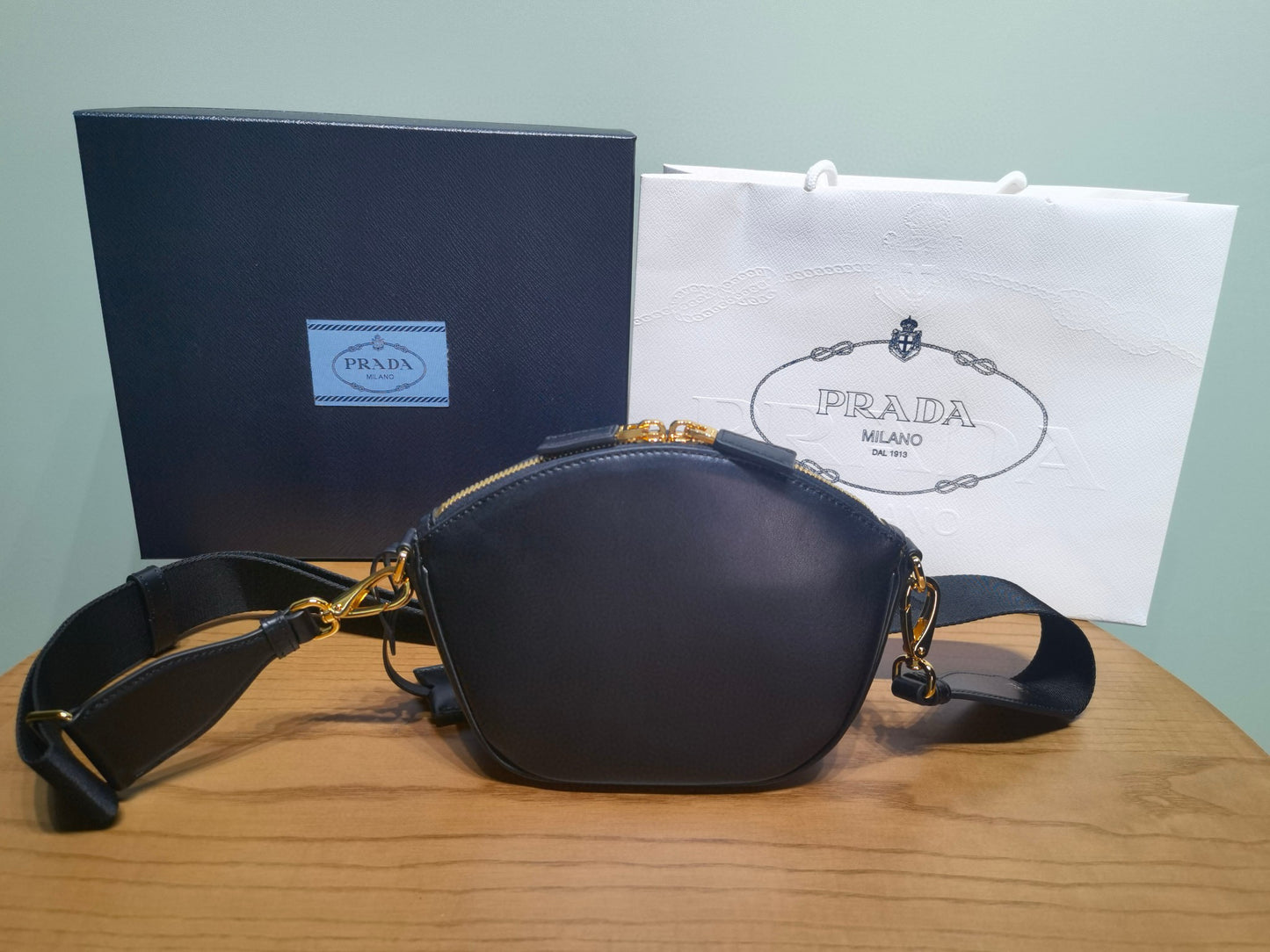 Prada Shoulder Bag 18x15x8cm