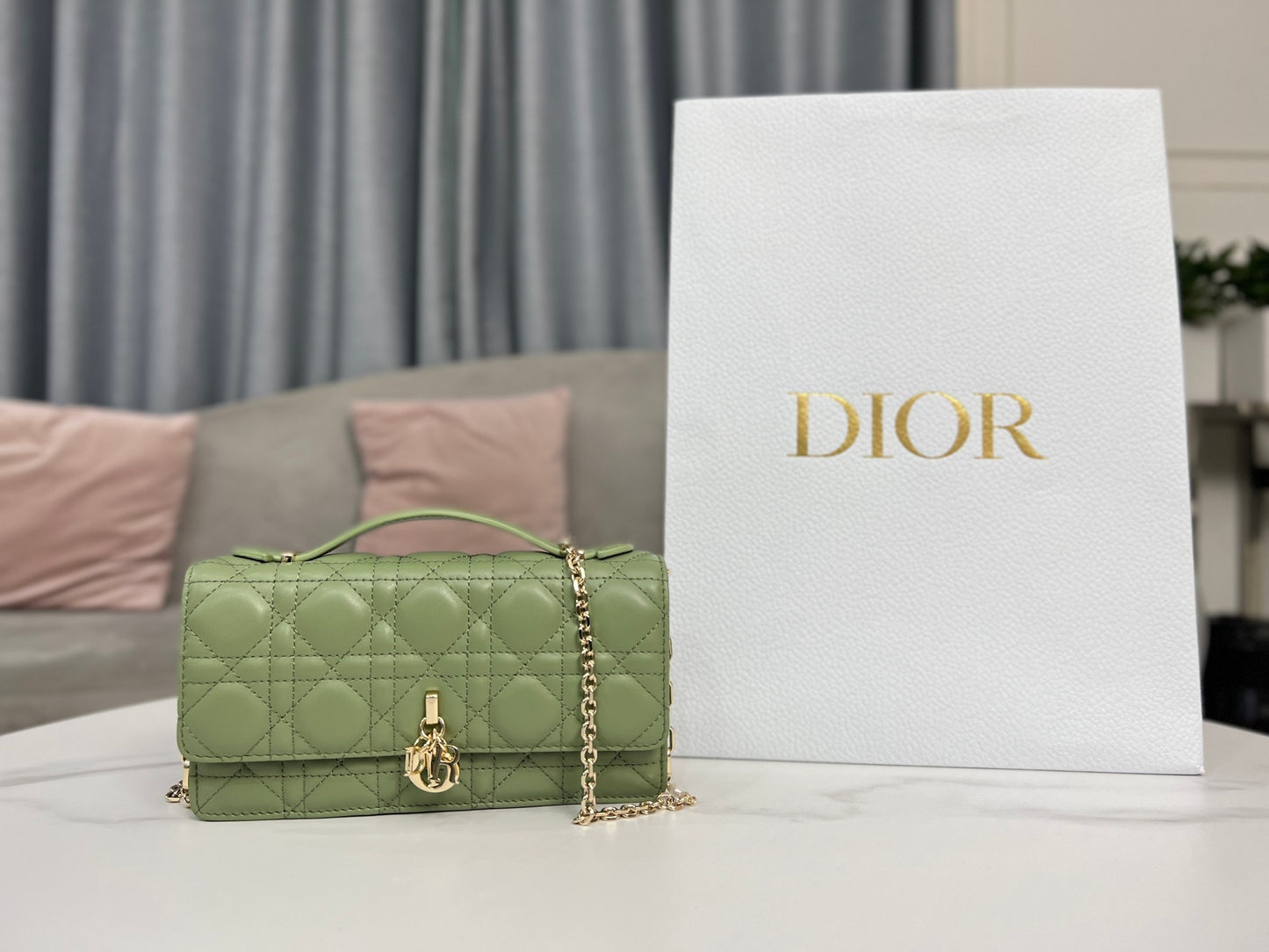 Bolso Dior Miss Dior (24 cm)