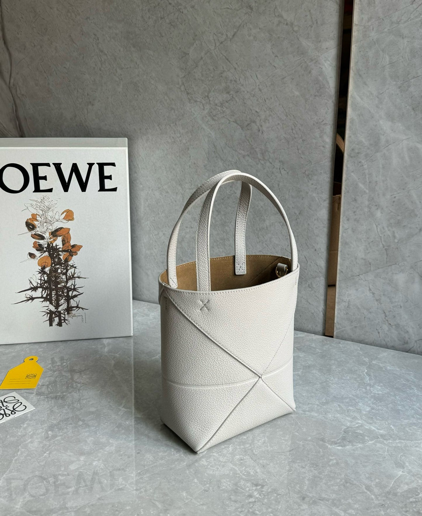 Loewe Puzzle Fold Tote Bag(20x16.5x9.5cm)