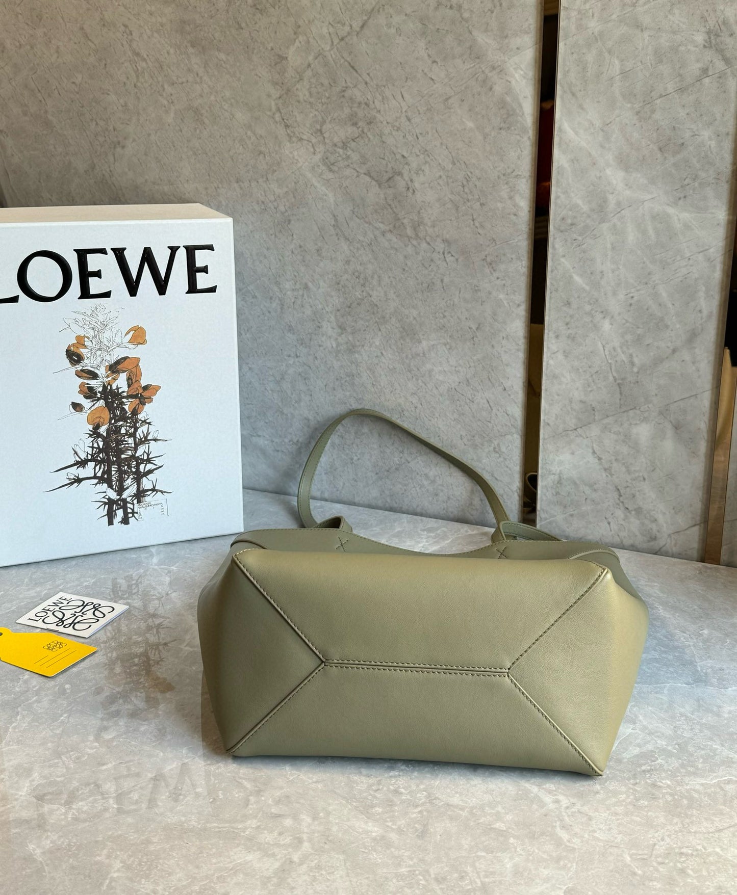 Loewe Puzzle Fold Tote Bag(25.5x14.5x31.5cm)