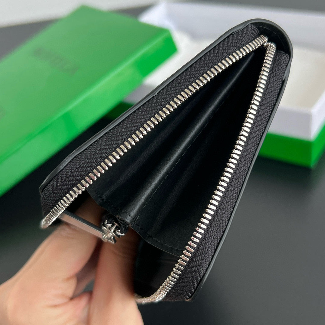 Bottega Veneta Long Zipped Wallet