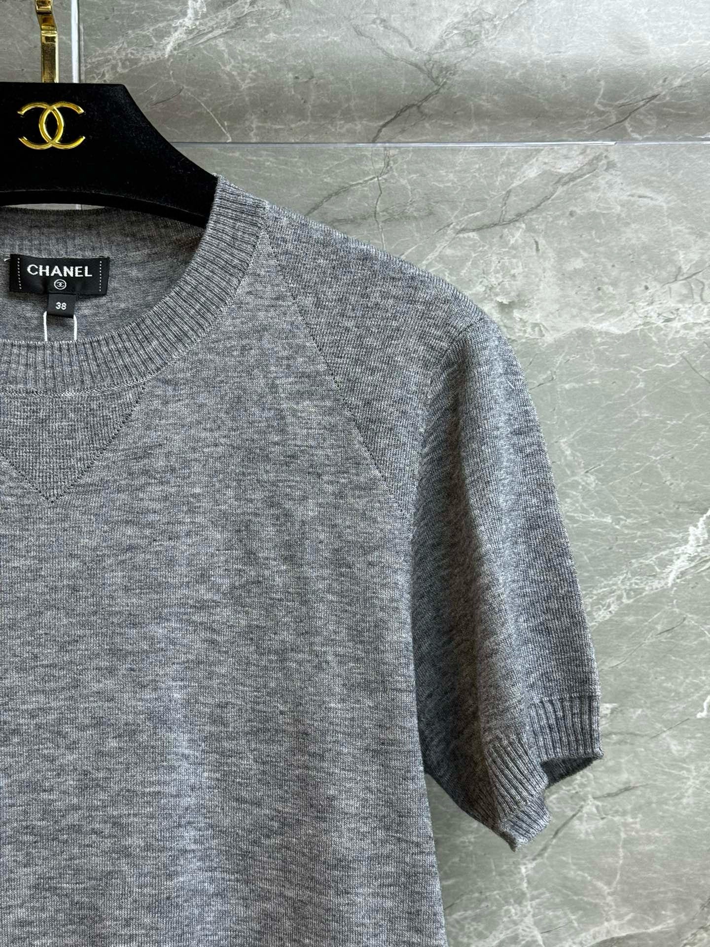 Chanel T-Shirt