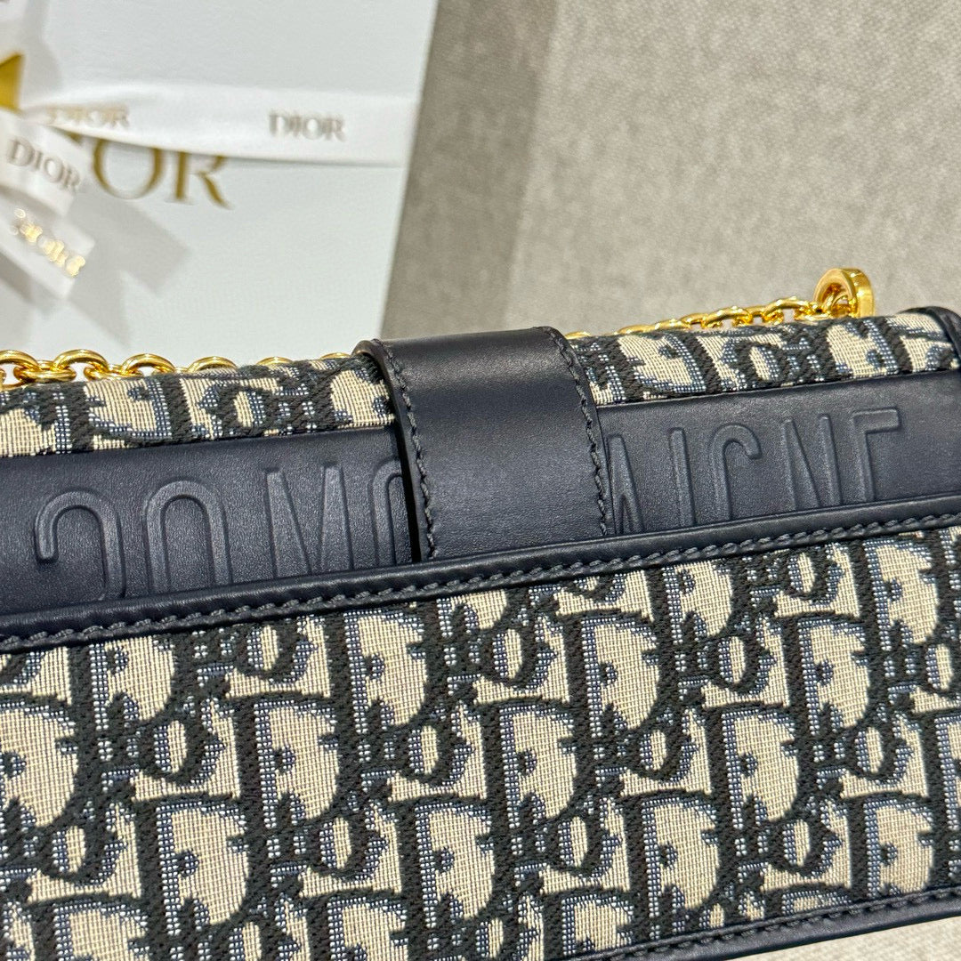 Dior Montaigne Bag