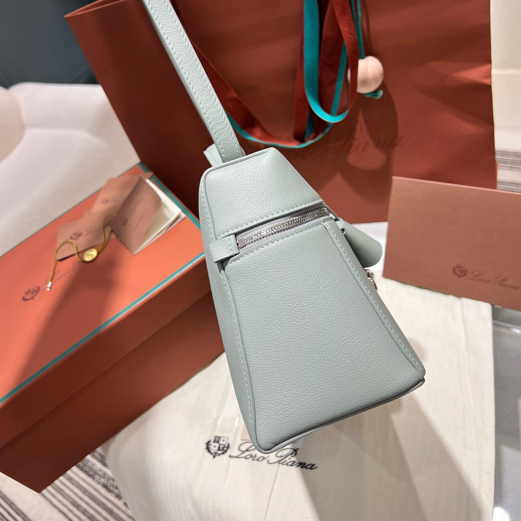 Loro Piana Extra Bag 27