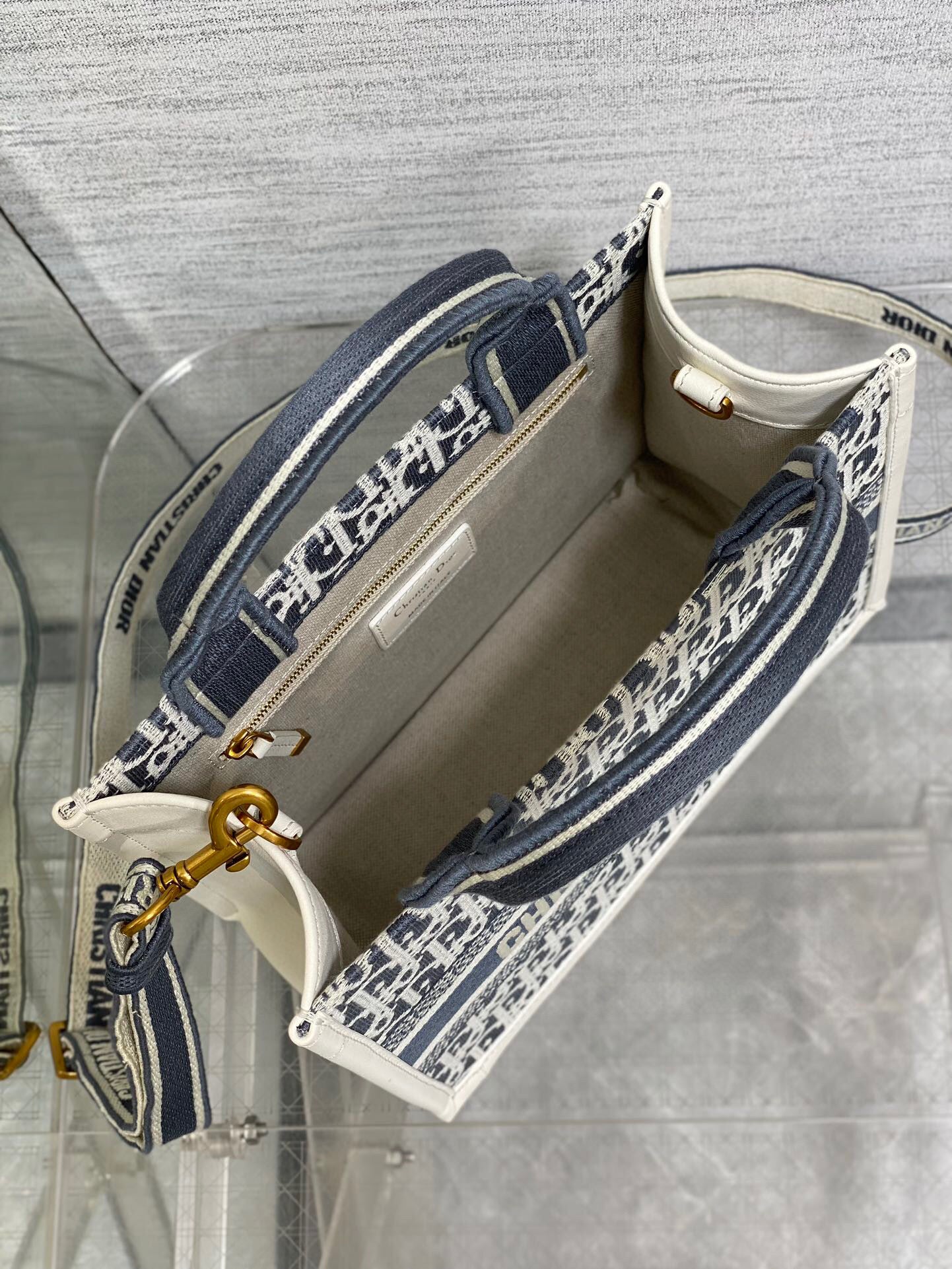 Dior Tote  26x12x21cm