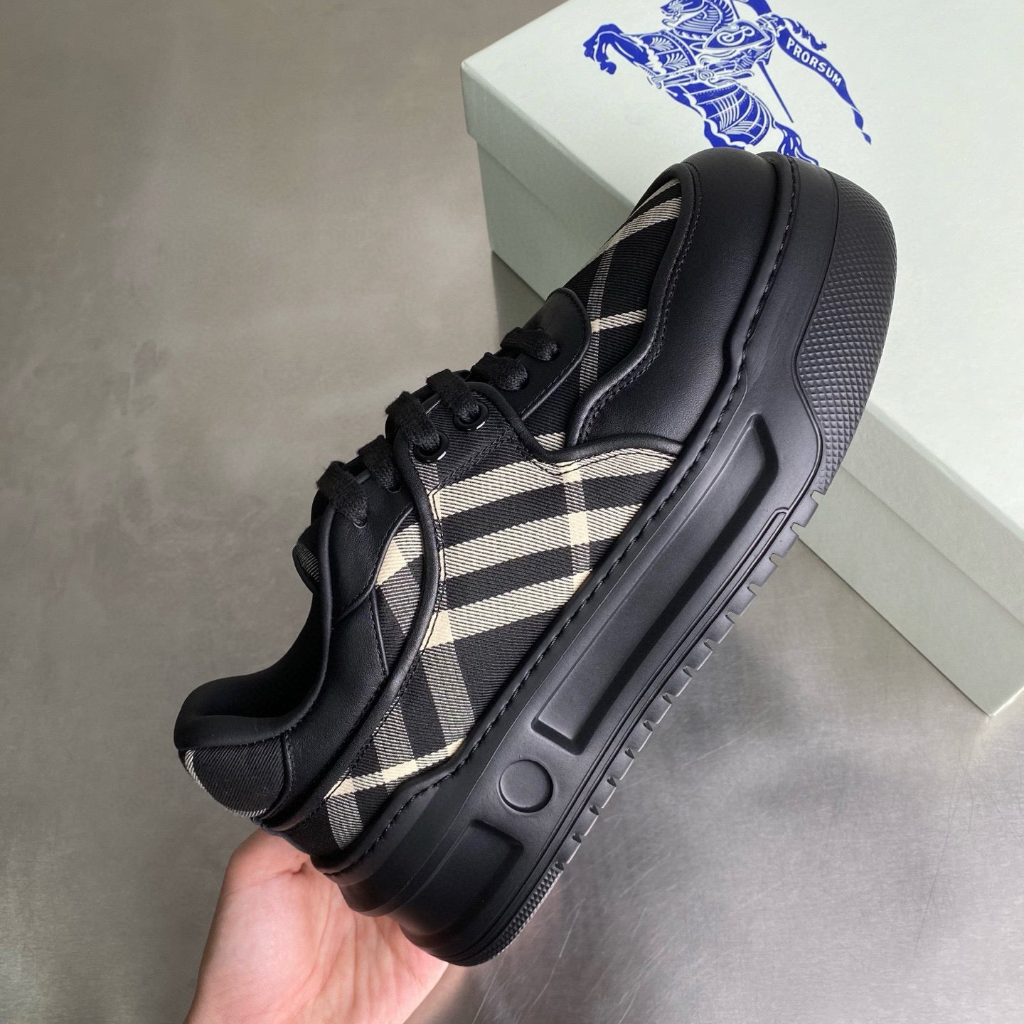 Burberry Sneakers