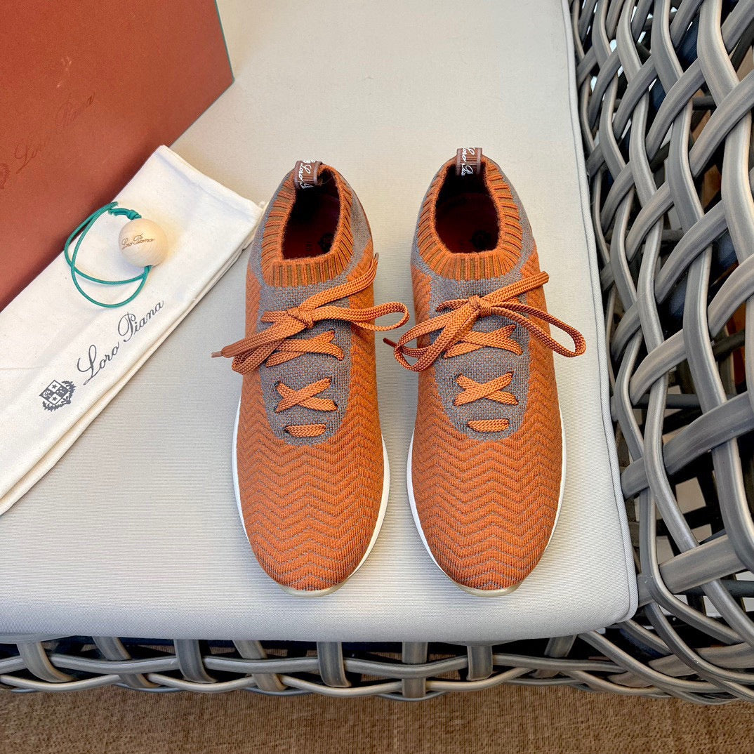 LP Sneakers