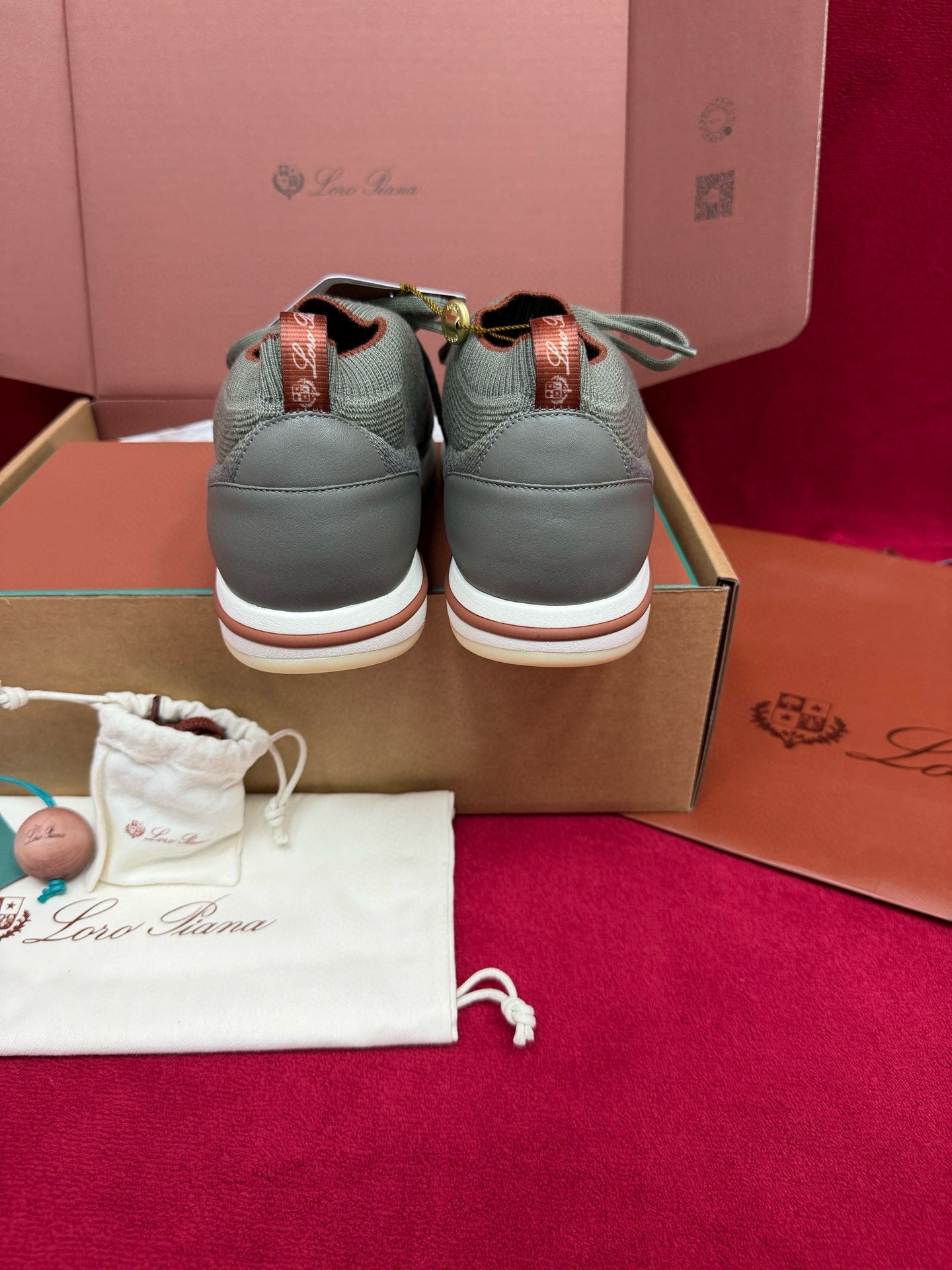 Loro Piana 360 Flexy Walk Sneakers