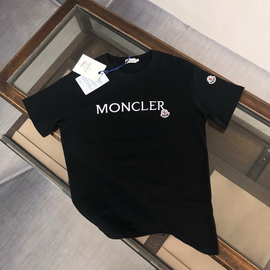 Moncler T-shirt