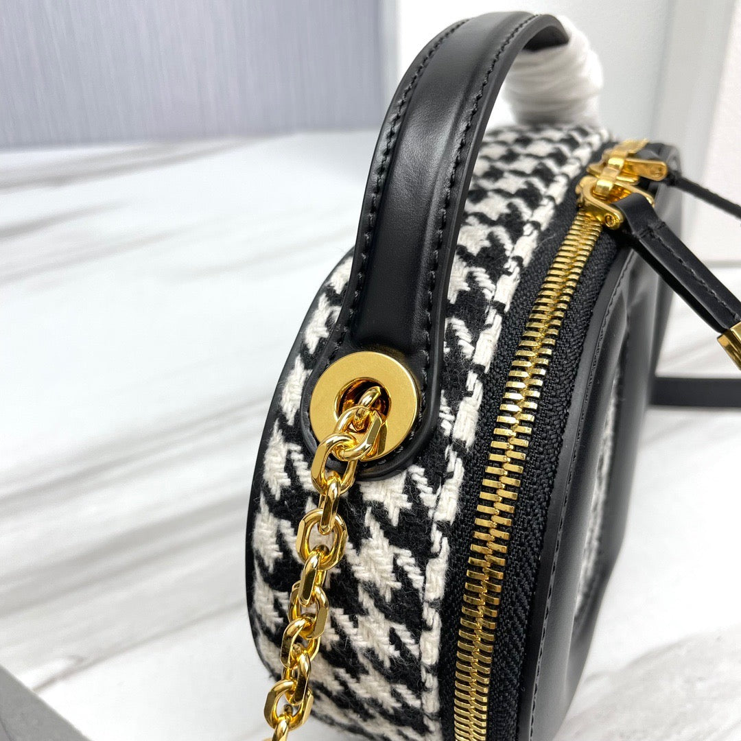 Dior Signature Oval Bag (18cm)