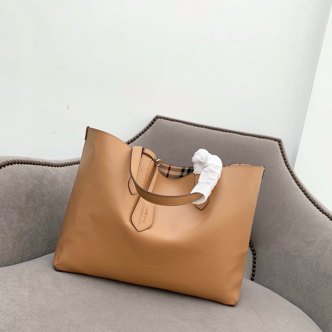 Burberry Medium Lavenby Reversible Tote Bag