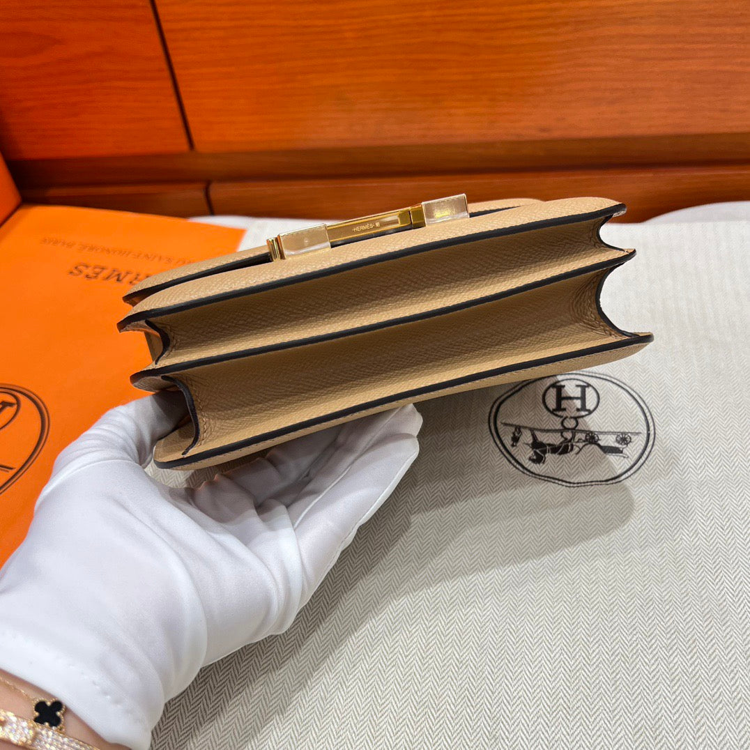 Hermes Constance 19