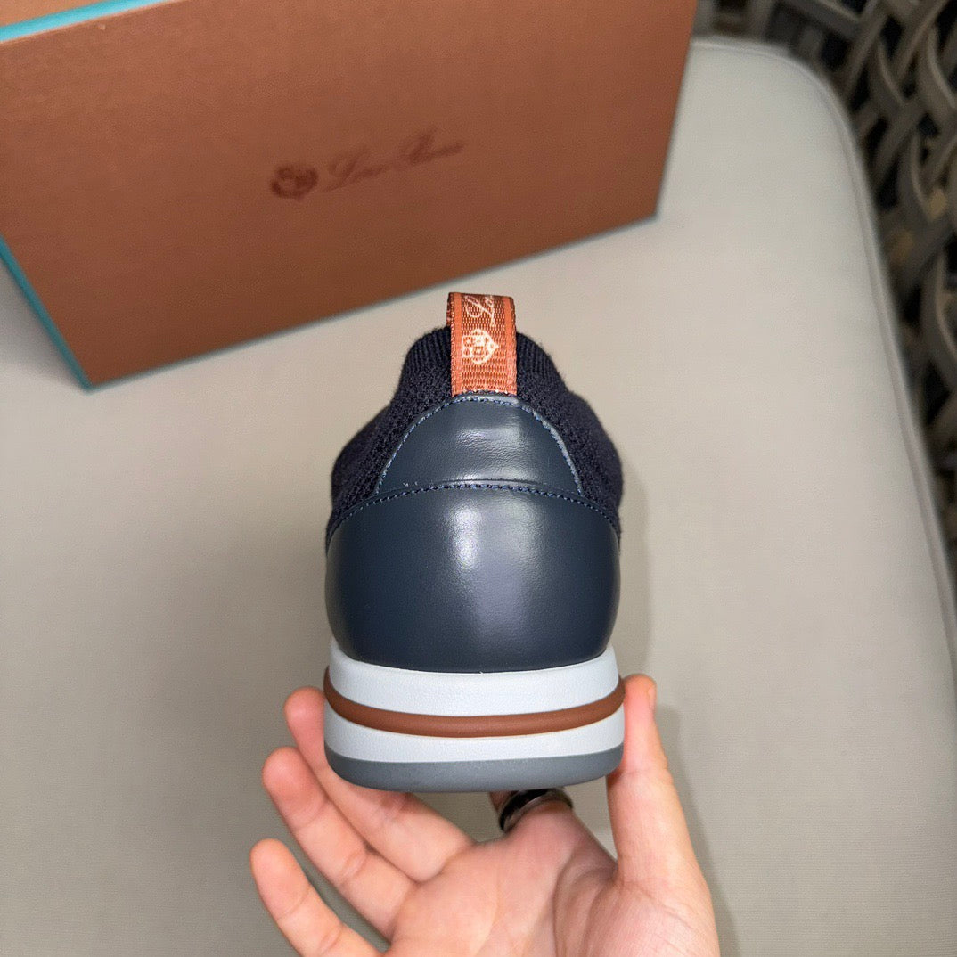 LP Sneakers