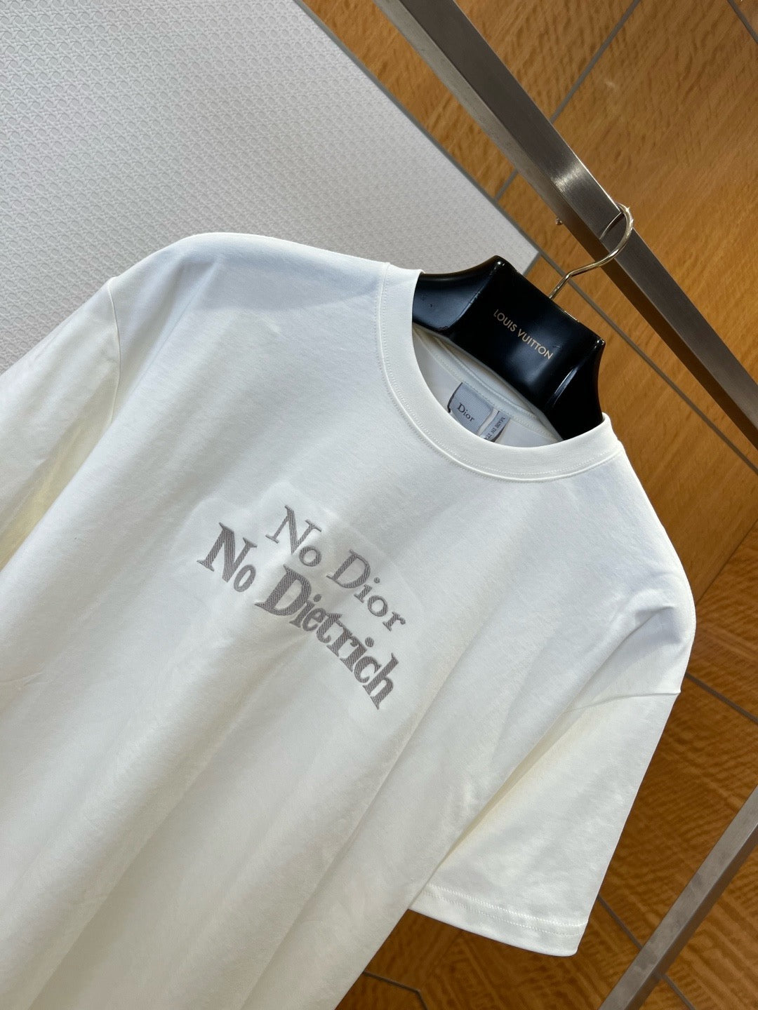Dior T-shirt