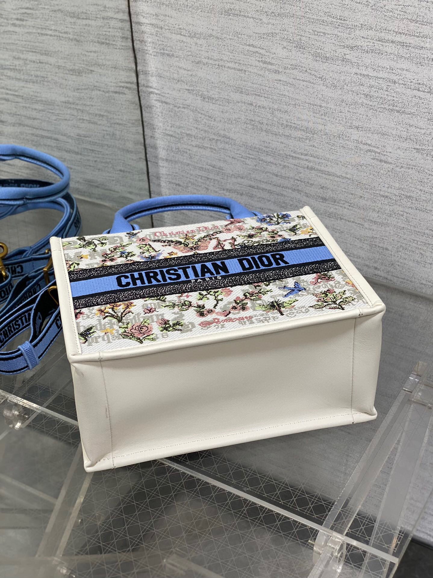 Dior Tote  26x12x21cm