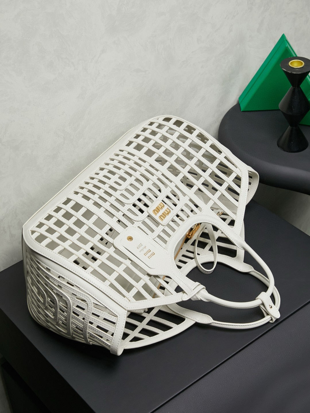 Miu Miu Basket Bag 40x21x15.5cm