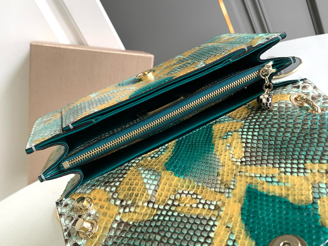 Bvlgari Serpenti Forever Bag(25CM*16.5CM*8CM)