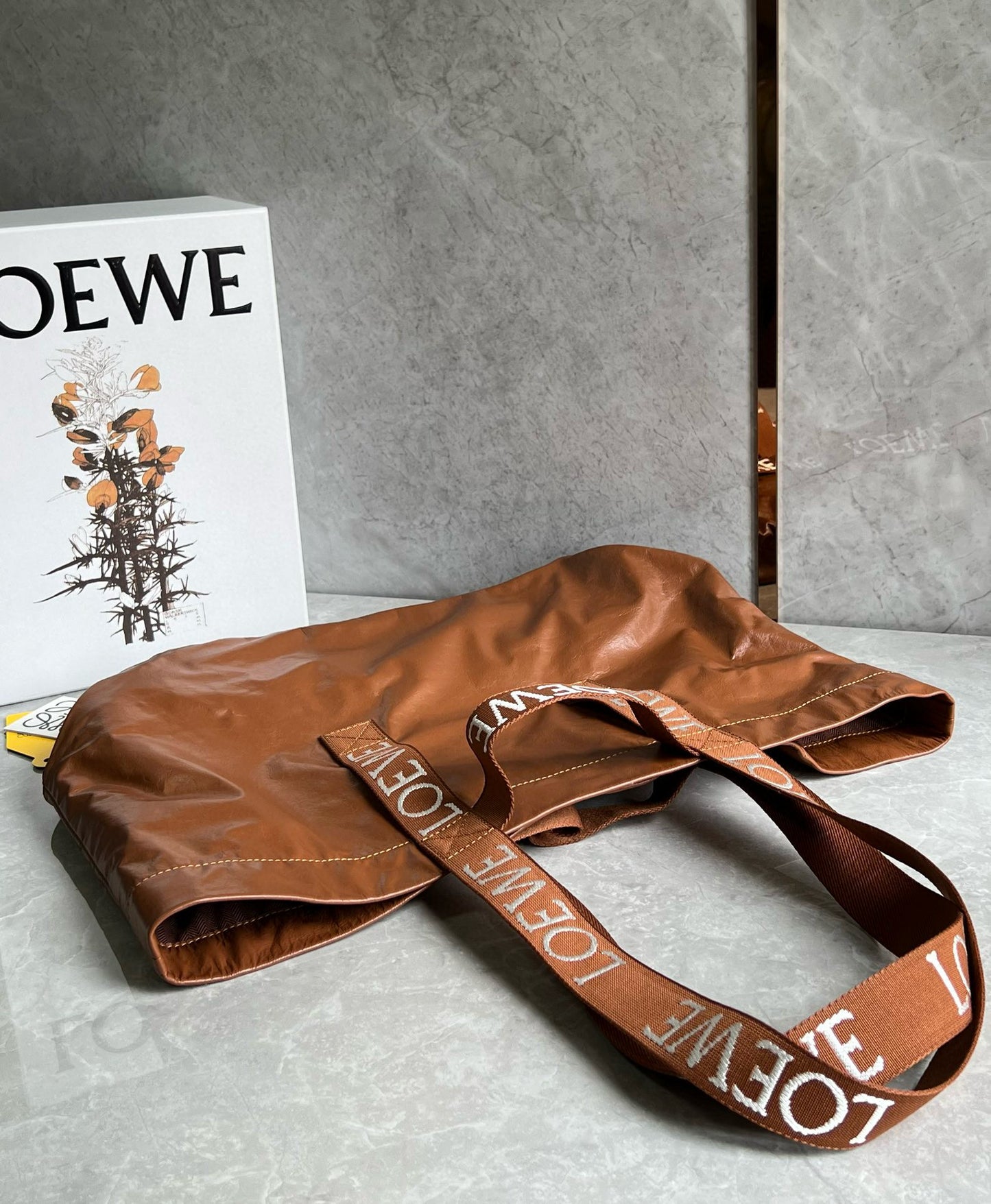 Loewe Fold Shopper