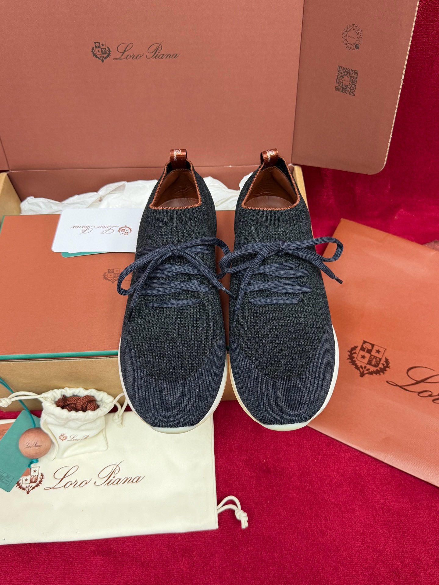 Loro Piana 360 Flexy Walk Sneakers